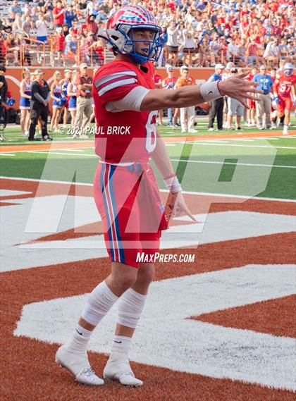 Thumbnail 3 in Westlake v Vandergrift (UIL 6A DII Region 4 Championship) photogallery.