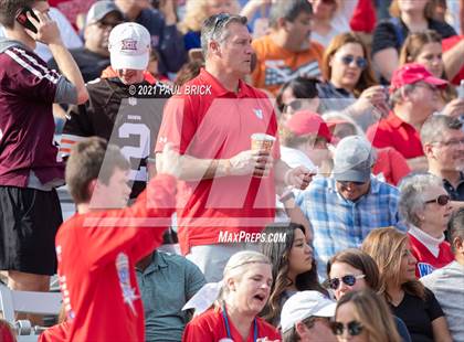 Thumbnail 1 in Westlake v Vandergrift (UIL 6A DII Region 4 Championship) photogallery.