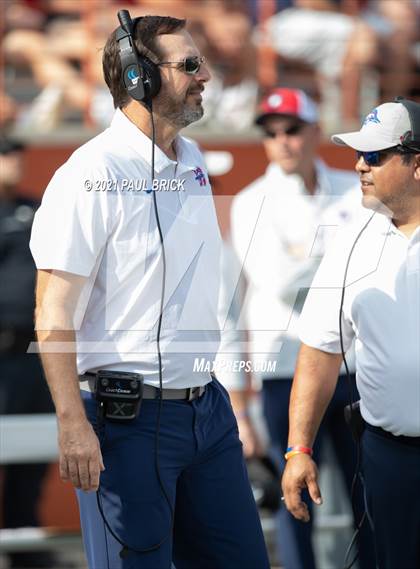 Thumbnail 2 in Westlake v Vandergrift (UIL 6A DII Region 4 Championship) photogallery.
