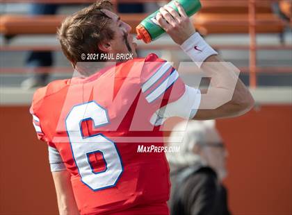 Thumbnail 3 in Westlake v Vandergrift (UIL 6A DII Region 4 Championship) photogallery.