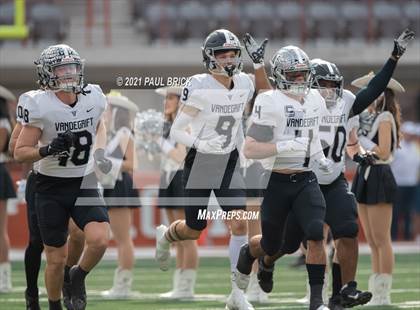 Thumbnail 1 in Westlake v Vandergrift (UIL 6A DII Region 4 Championship) photogallery.