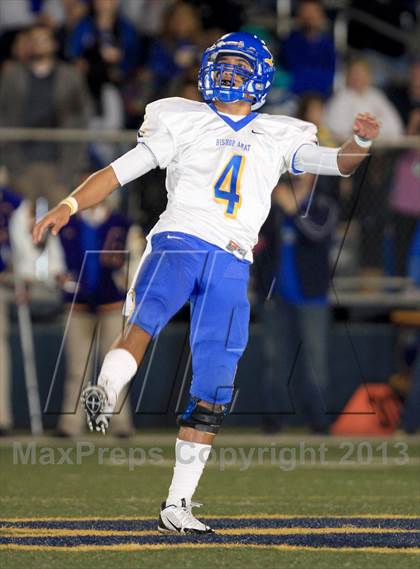 Thumbnail 1 in Bishop Amat @ Notre Dame photogallery.