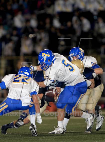 Thumbnail 3 in Bishop Amat @ Notre Dame photogallery.
