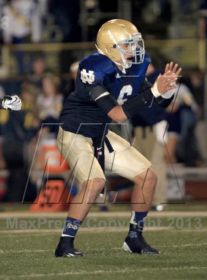 Thumbnail 2 in Bishop Amat @ Notre Dame photogallery.