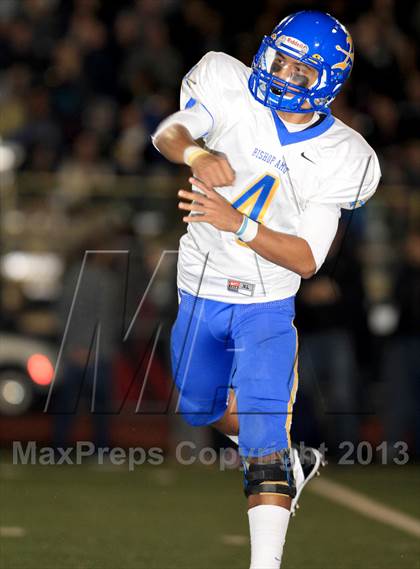 Thumbnail 3 in Bishop Amat @ Notre Dame photogallery.