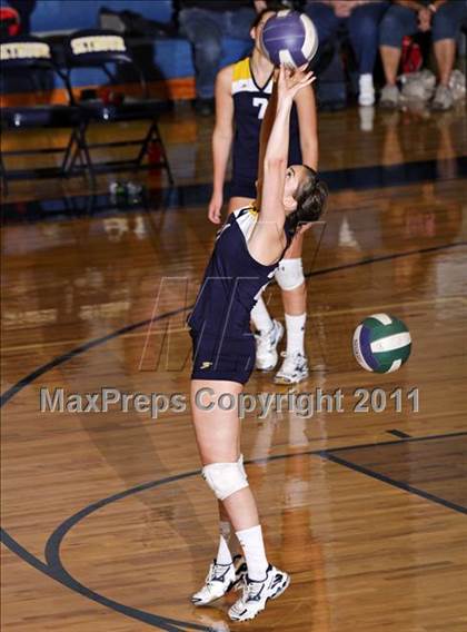 Thumbnail 1 in Morristown-Hamblen West vs Seymour photogallery.