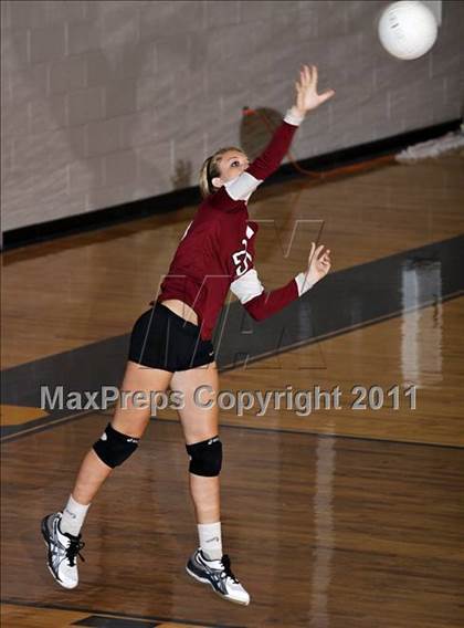 Thumbnail 2 in Morristown-Hamblen West vs Seymour photogallery.