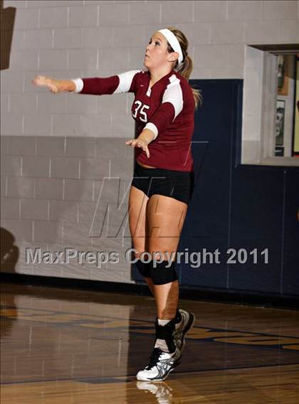 Thumbnail 2 in Morristown-Hamblen West vs Seymour photogallery.