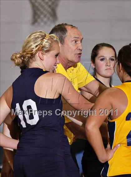 Thumbnail 1 in Morristown-Hamblen West vs Seymour photogallery.