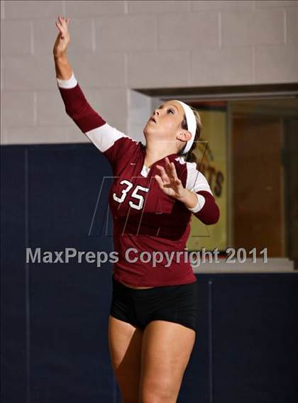 Thumbnail 3 in Morristown-Hamblen West vs Seymour photogallery.