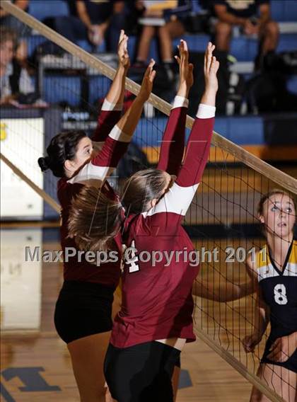 Thumbnail 2 in Morristown-Hamblen West vs Seymour photogallery.
