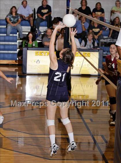Thumbnail 3 in Morristown-Hamblen West vs Seymour photogallery.