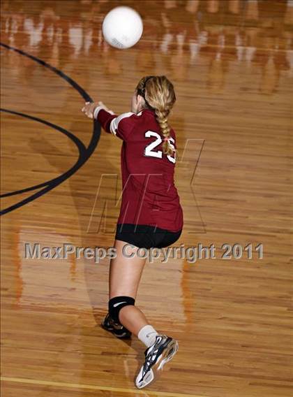 Thumbnail 3 in Morristown-Hamblen West vs Seymour photogallery.