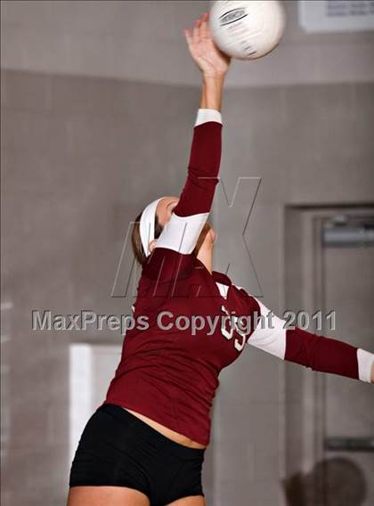 Thumbnail 3 in Morristown-Hamblen West vs Seymour photogallery.