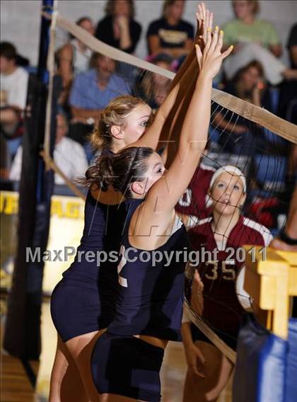 Thumbnail 3 in Morristown-Hamblen West vs Seymour photogallery.