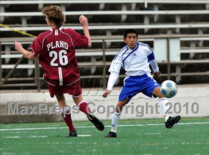 Thumbnail 2 in Plano vs Adamson (Garland ISD Tournament) photogallery.