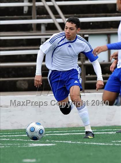 Thumbnail 3 in Plano vs Adamson (Garland ISD Tournament) photogallery.