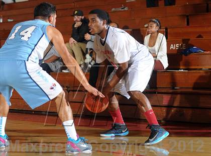 Thumbnail 1 in Leuzinger vs. Sylmar (Rose City Roundball Classic) photogallery.