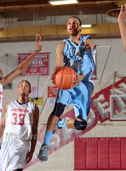Thumbnail 3 in Leuzinger vs. Sylmar (Rose City Roundball Classic) photogallery.
