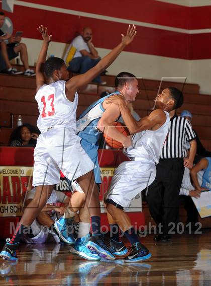 Thumbnail 1 in Leuzinger vs. Sylmar (Rose City Roundball Classic) photogallery.