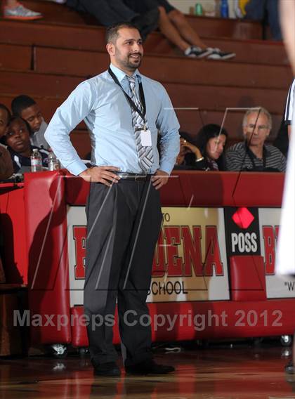 Thumbnail 3 in Leuzinger vs. Sylmar (Rose City Roundball Classic) photogallery.