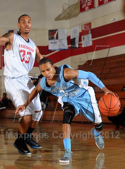 Thumbnail 1 in Leuzinger vs. Sylmar (Rose City Roundball Classic) photogallery.