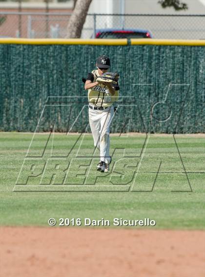 Thumbnail 3 in Fairview vs. Knight (Coach Bob National Invitational) photogallery.