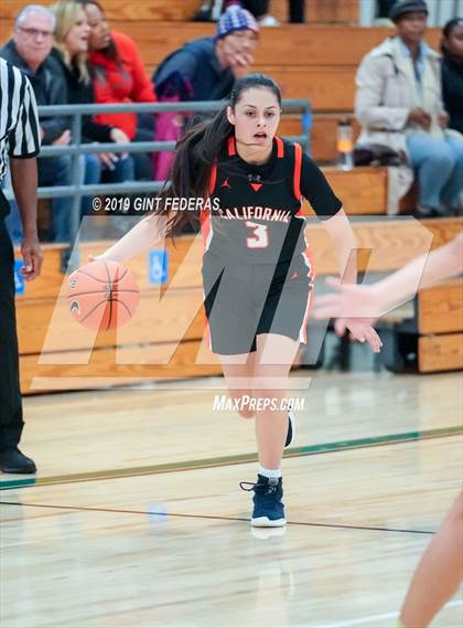 Thumbnail 2 in Pinewood vs. California (Miramonte Showcase) photogallery.