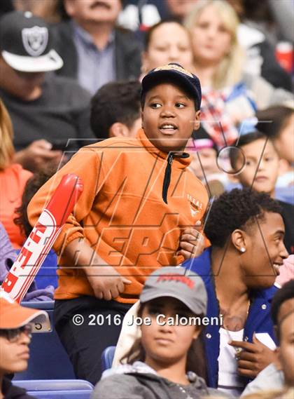 Thumbnail 2 in San Antonio All-Star Game (Alamodome) photogallery.