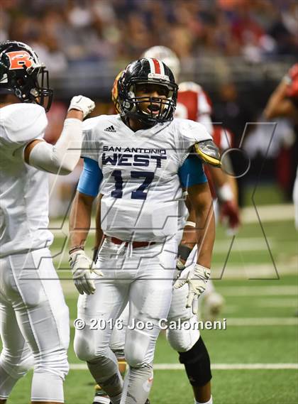 Thumbnail 1 in San Antonio All-Star Game (Alamodome) photogallery.