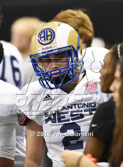 Thumbnail 2 in San Antonio All-Star Game (Alamodome) photogallery.