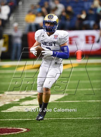 Thumbnail 3 in San Antonio All-Star Game (Alamodome) photogallery.