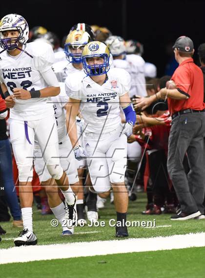 Thumbnail 2 in San Antonio All-Star Game (Alamodome) photogallery.