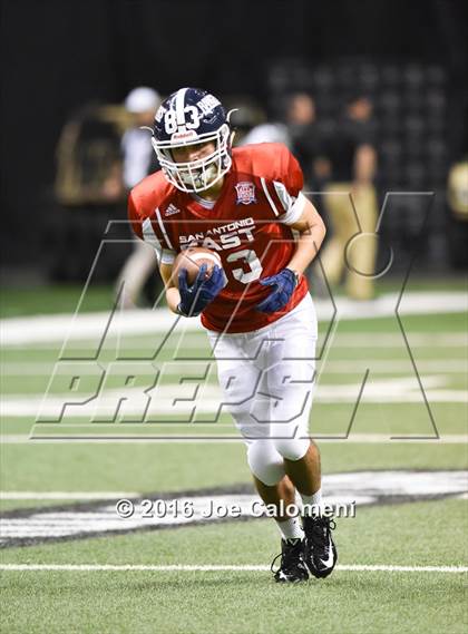 Thumbnail 1 in San Antonio All-Star Game (Alamodome) photogallery.
