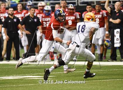 Thumbnail 1 in San Antonio All-Star Game (Alamodome) photogallery.