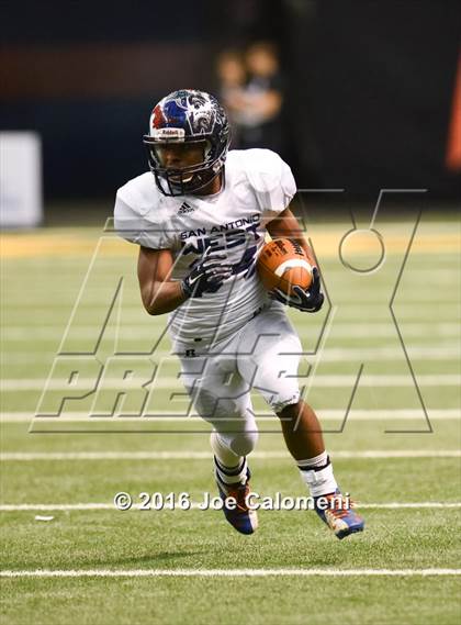 Thumbnail 2 in San Antonio All-Star Game (Alamodome) photogallery.