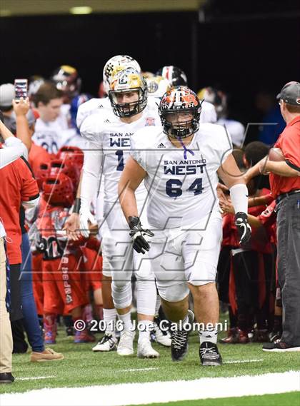 Thumbnail 3 in San Antonio All-Star Game (Alamodome) photogallery.