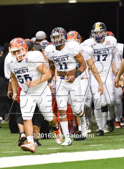 Thumbnail 2 in San Antonio All-Star Game (Alamodome) photogallery.