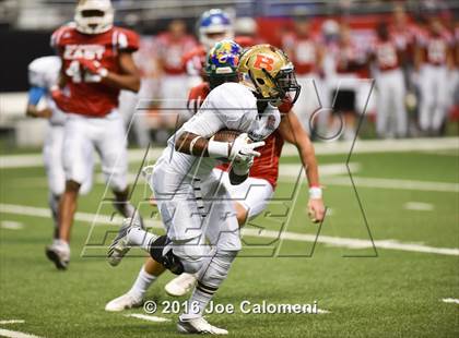 Thumbnail 2 in San Antonio All-Star Game (Alamodome) photogallery.