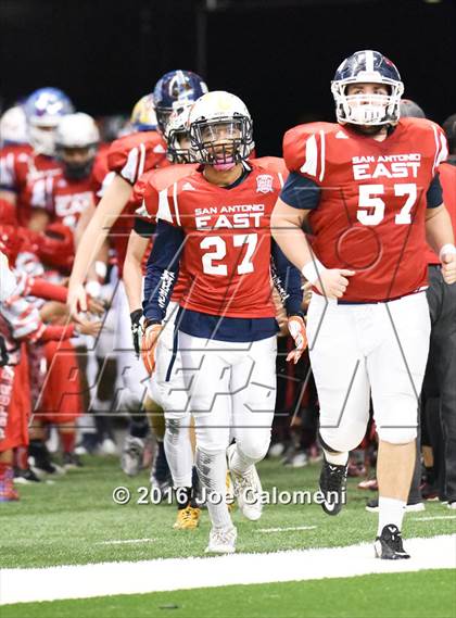Thumbnail 1 in San Antonio All-Star Game (Alamodome) photogallery.
