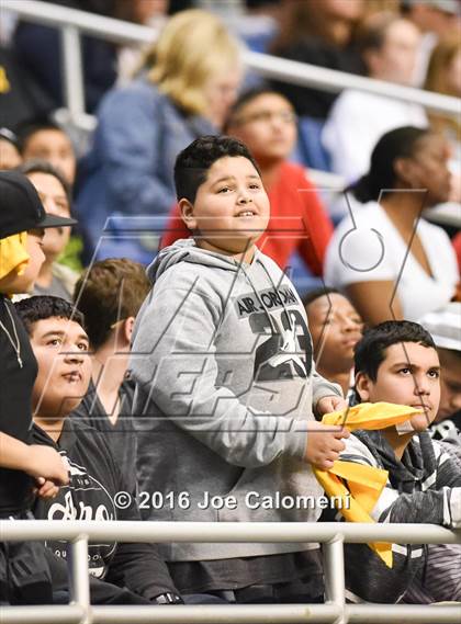 Thumbnail 2 in San Antonio All-Star Game (Alamodome) photogallery.