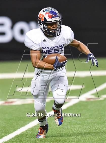 Thumbnail 3 in San Antonio All-Star Game (Alamodome) photogallery.