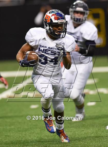 Thumbnail 2 in San Antonio All-Star Game (Alamodome) photogallery.