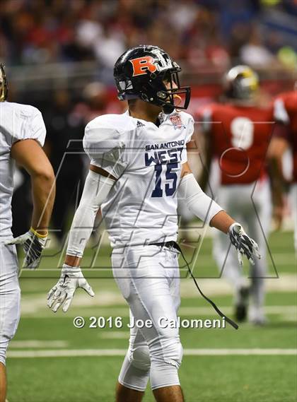 Thumbnail 3 in San Antonio All-Star Game (Alamodome) photogallery.