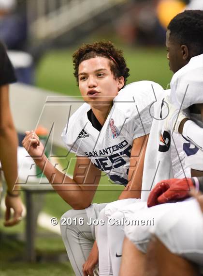 Thumbnail 1 in San Antonio All-Star Game (Alamodome) photogallery.