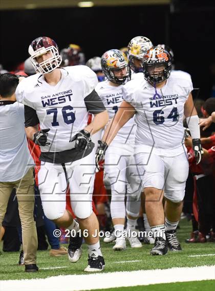 Thumbnail 2 in San Antonio All-Star Game (Alamodome) photogallery.
