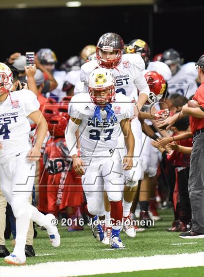 Thumbnail 3 in San Antonio All-Star Game (Alamodome) photogallery.