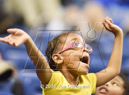 Thumbnail 3 in San Antonio All-Star Game (Alamodome) photogallery.