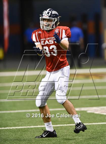 Thumbnail 1 in San Antonio All-Star Game (Alamodome) photogallery.