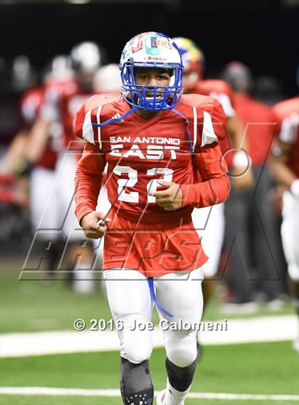 Thumbnail 3 in San Antonio All-Star Game (Alamodome) photogallery.